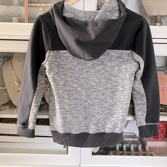 Urban Kids Grey size medium Hoodie - Picture 5 of 6